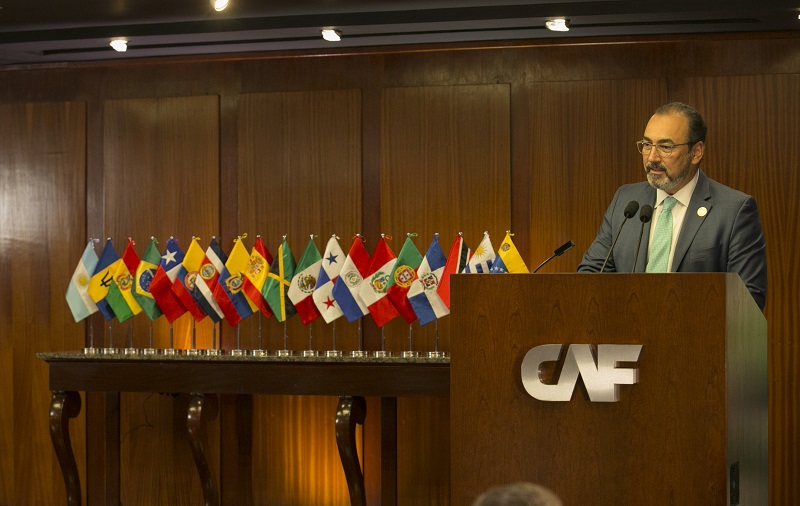 Sergio Díaz-Granados chega à presidência do CAF com a prioridade de promover a reativação econômica e social  da América Latina 