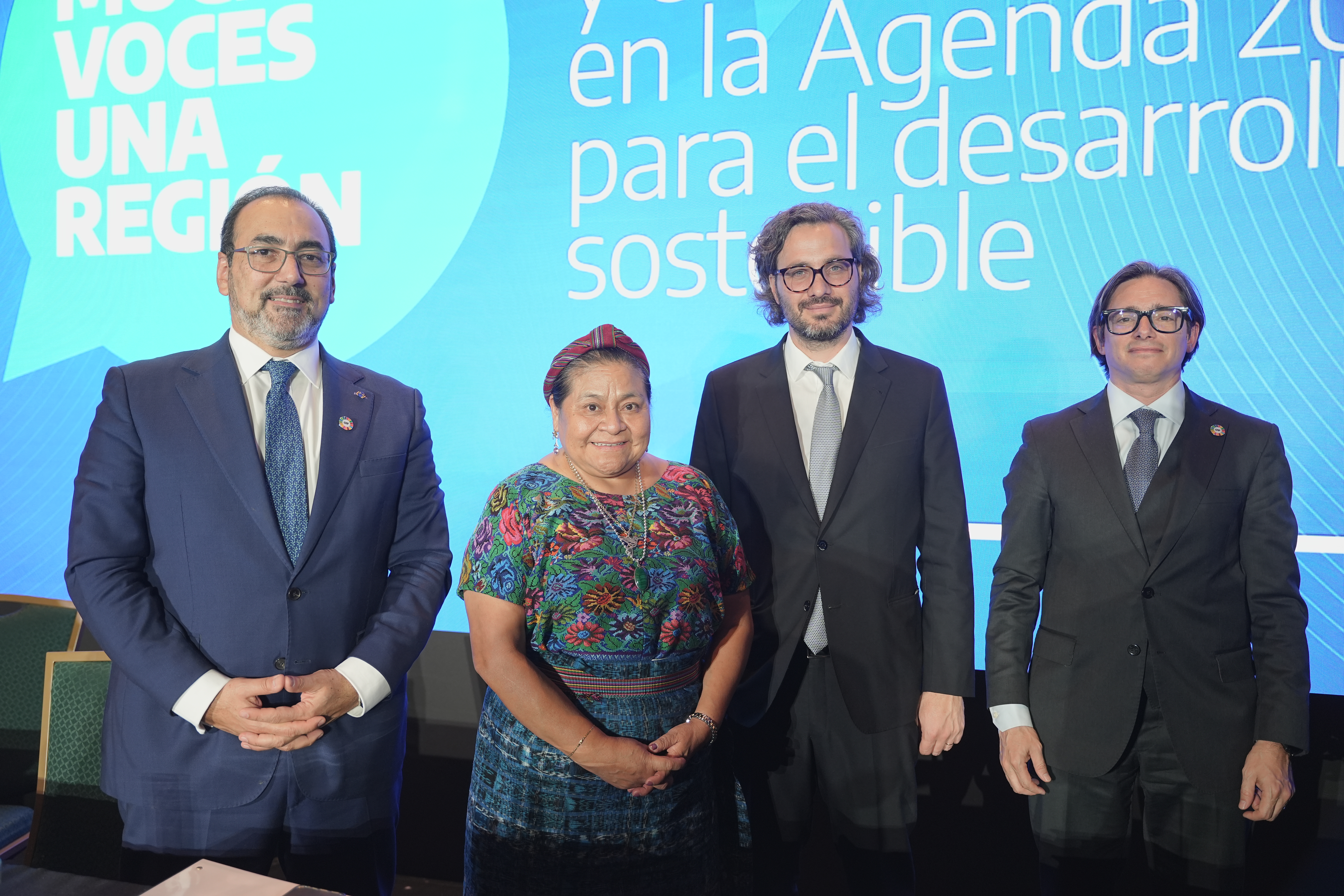 Diálogos por la paz