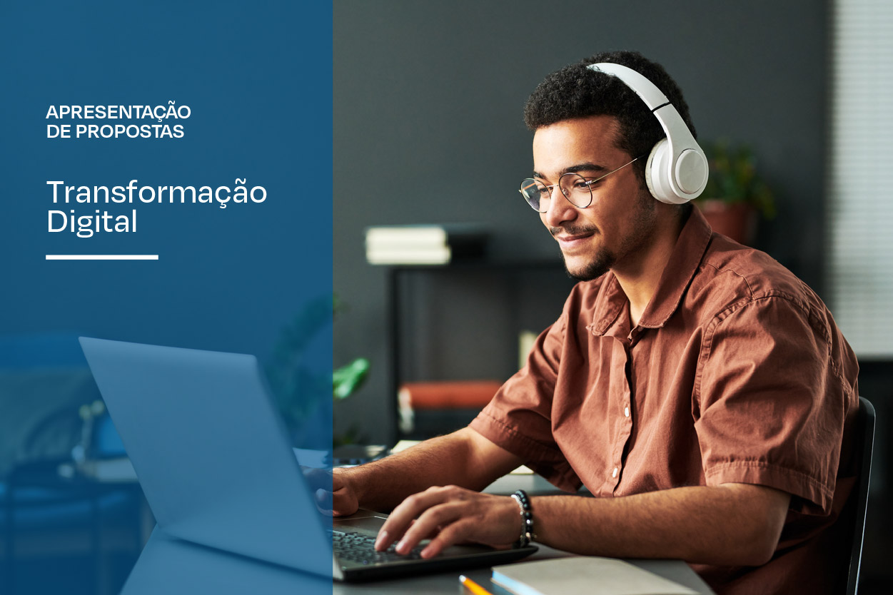 Plano Estratégico de Transformacão Digital para Fortaleza.
