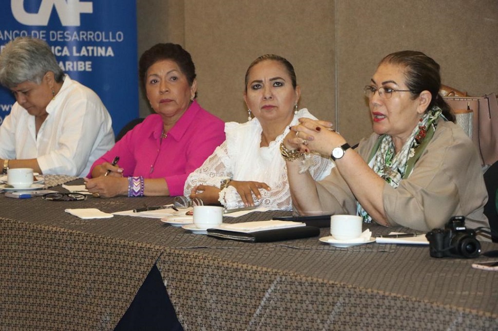 Primeira reunião de prefeitas e autoridades de Tabasco