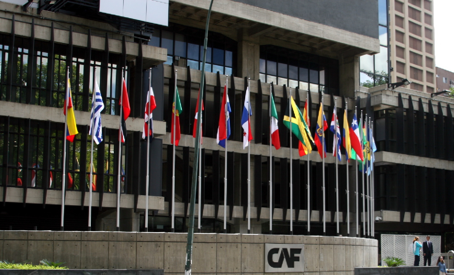 CAF realiza su primera emisión de bonos en 2024 por USD 1.750 millones