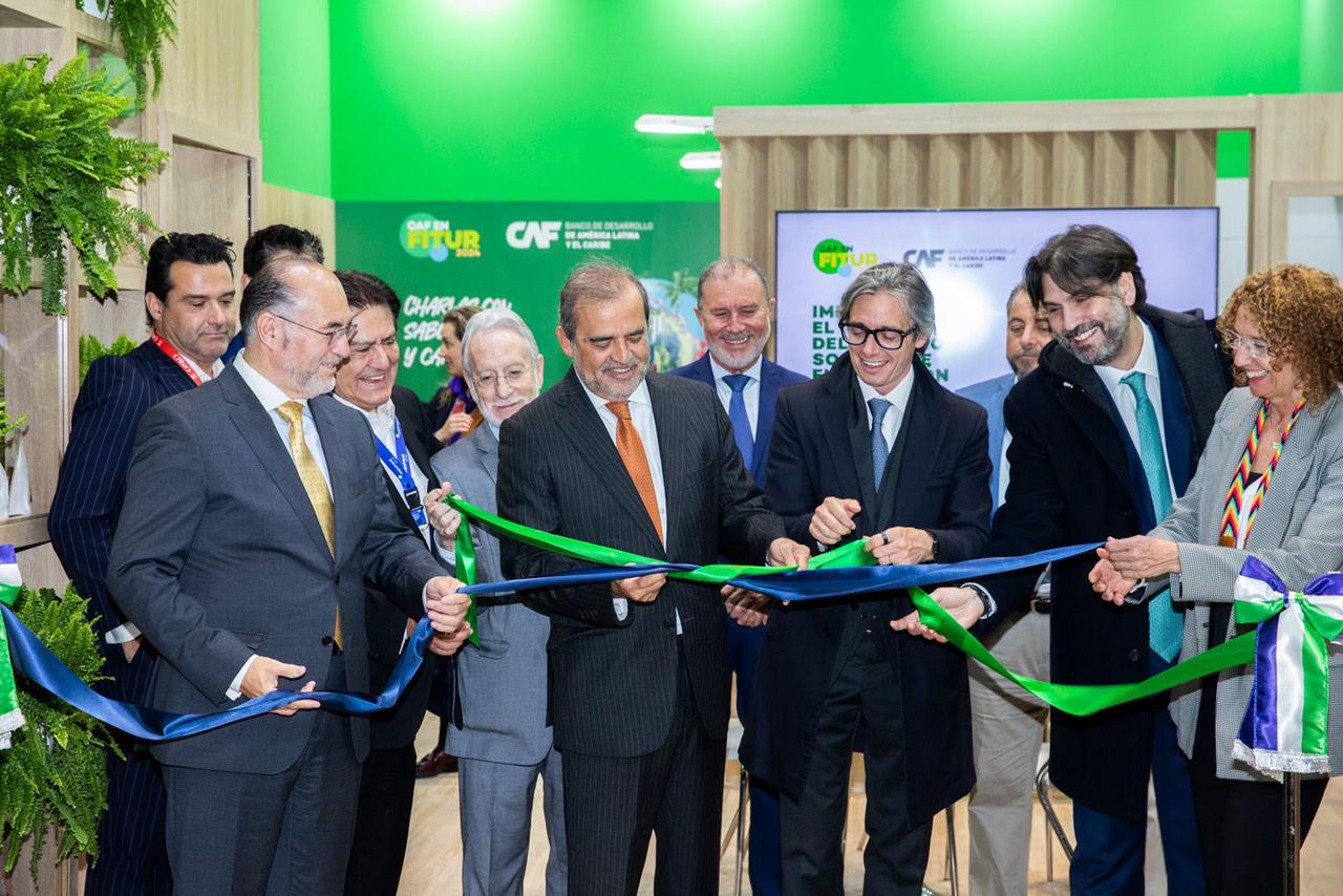 CAF apresenta sua nova estratégia de turismo na FITUR 2024